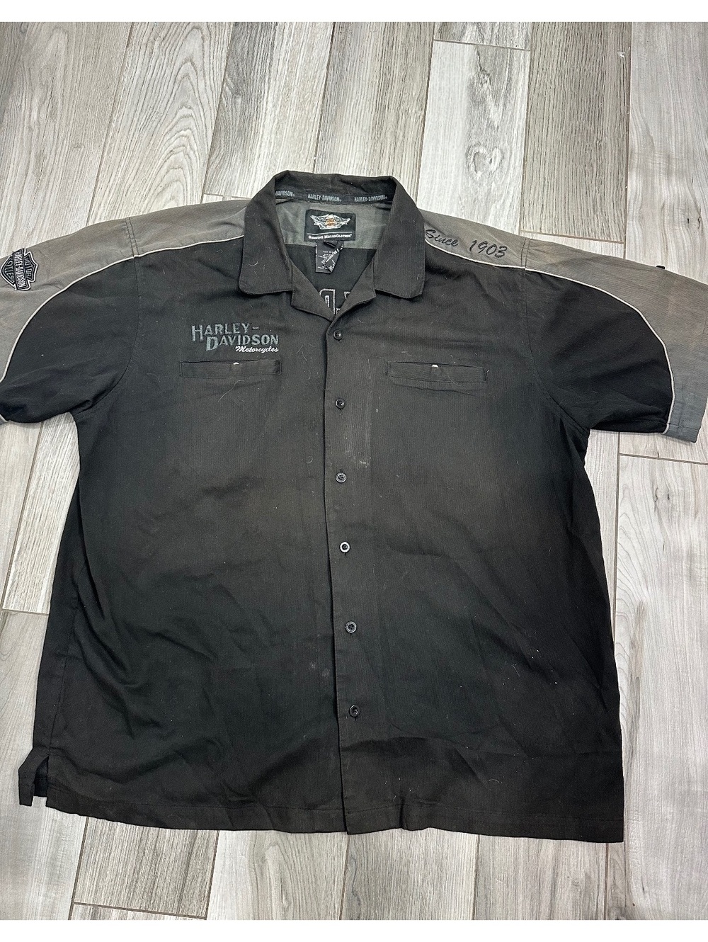 Harley-Davidson Men's 2XL Black and Gray Button-Up Shirt with Logo